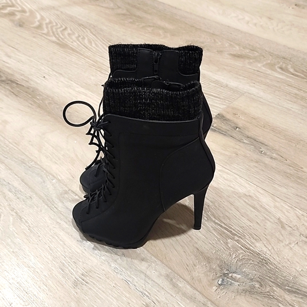 Shoedazzle karima sweater open toed bootie